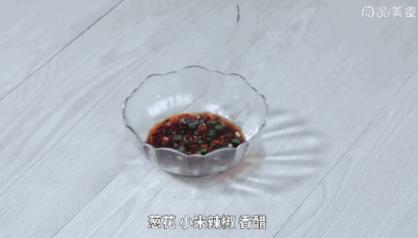 辣味蕨菜凉粉做法 辣味蕨菜凉粉怎么做
