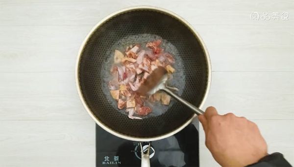 冬笋鹌鹑的做法 冬笋鹌鹑怎么做