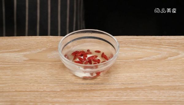 黄芪瘦肉汤的做法 黄芪瘦肉汤怎么做好吃
