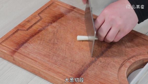 炸猪脚的做法,炸猪脚怎么做