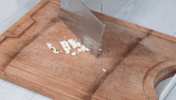 素炒黄花菜的做法,素炒黄花菜怎么做