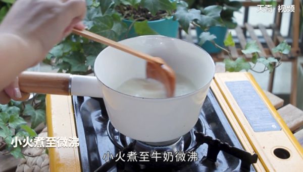 布丁奶茶怎么做 布丁奶茶的做法