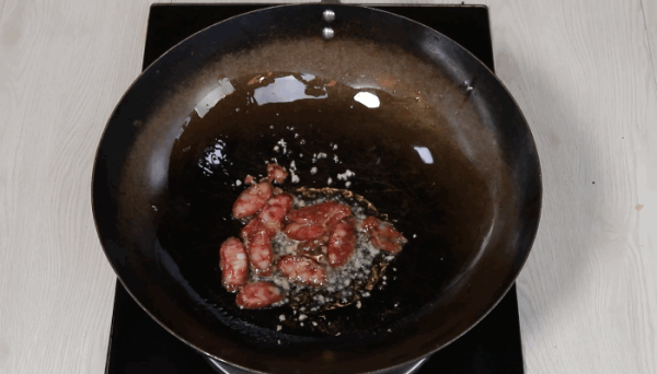 火腿豌豆焖饭做法,火腿豌豆焖饭怎么做