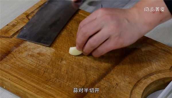 清淡酸菜乌鱼汤的做法 清淡酸菜乌鱼汤怎么做