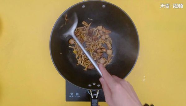 笋干烧肉的做法 笋干烧肉怎么做