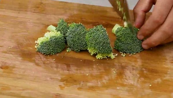 油炸猪扒饭的做法 油炸猪扒饭怎么做