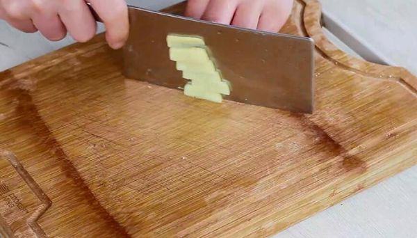 猪肉炖扁豆的做法 猪肉炖扁豆怎么做