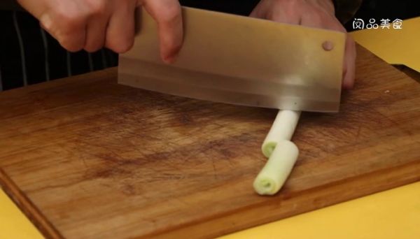 野生菌牛骨汤的做法 野生菌牛骨汤怎么做好吃