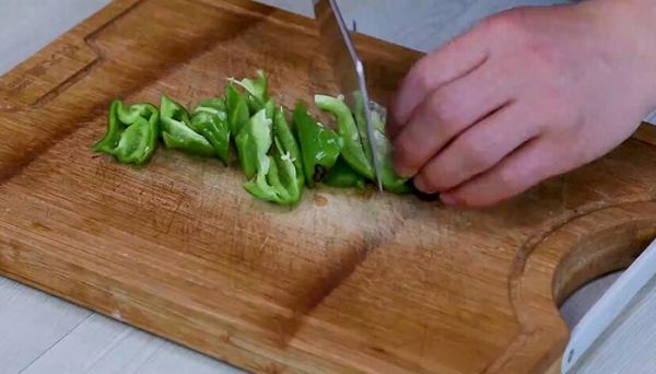 土豆片炒鸭胗怎么做 土豆片炒鸭胗的做法