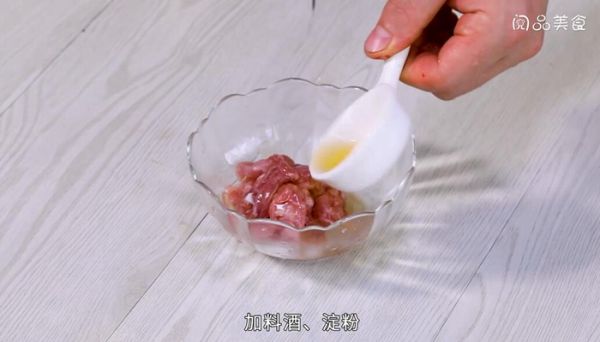 肉丝炒毛笋丝的做法 肉丝炒毛笋丝怎么做