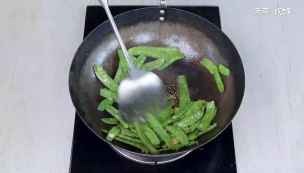 油焖扁豆家常做法  油焖扁豆怎么做