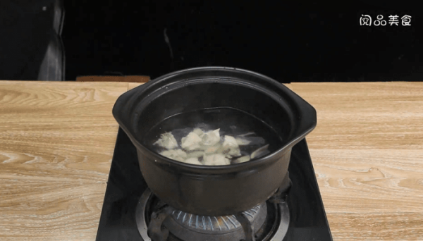 云吞竹丝鸡 云吞竹丝鸡的做法
