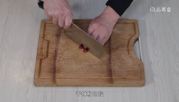 圆白菜炒饼的做法是什么 圆白菜炒饼怎么做