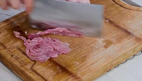 凉薯炒肉丝的做法 凉薯炒肉丝怎么做