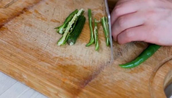 椒盐牛蛙的做法 椒盐牛蛙怎么做