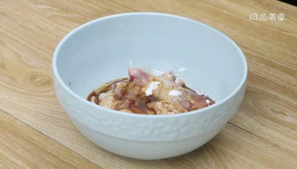 滑菇蒸鸡的做法 滑菇蒸鸡怎么做好吃