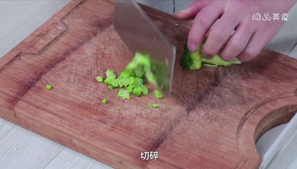 炖鸡蛋 炖鸡蛋的做法