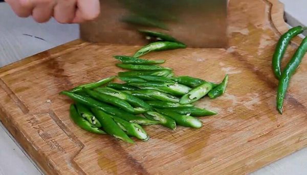 尖椒炒肉的做法 尖椒炒肉怎么做