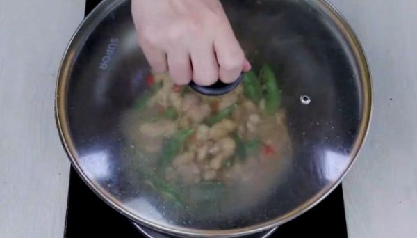 尖椒鸡腿怎么做  尖椒鸡腿的做法