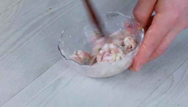 红烧肉酿豆腐如何做 红烧肉酿豆腐的做法