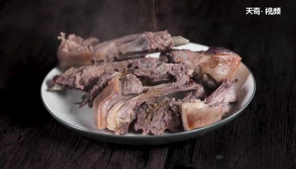 手抓羊排的做法 手抓羊排怎么做