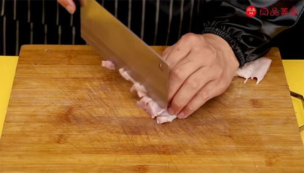 香菇毛豆炒肉的做法 香菇毛豆炒肉怎么做