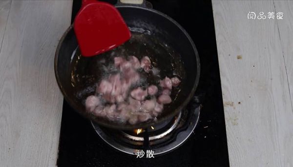 胡萝卜炒肉丁 胡萝卜炒肉丁怎么炒