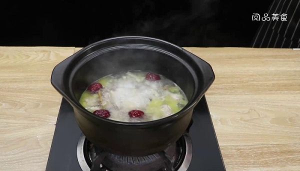 归芪炖老鸡怎么做 归芪炖老鸡做法