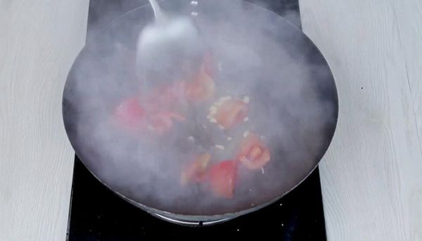 番茄白玉菇炖豆腐的做法 番茄白玉菇炖豆腐怎么做