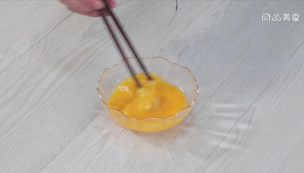 青豆炒鸡蛋 青豆炒鸡蛋的做法