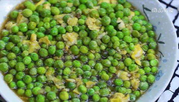 青豆炒鸡蛋 青豆炒鸡蛋的做法