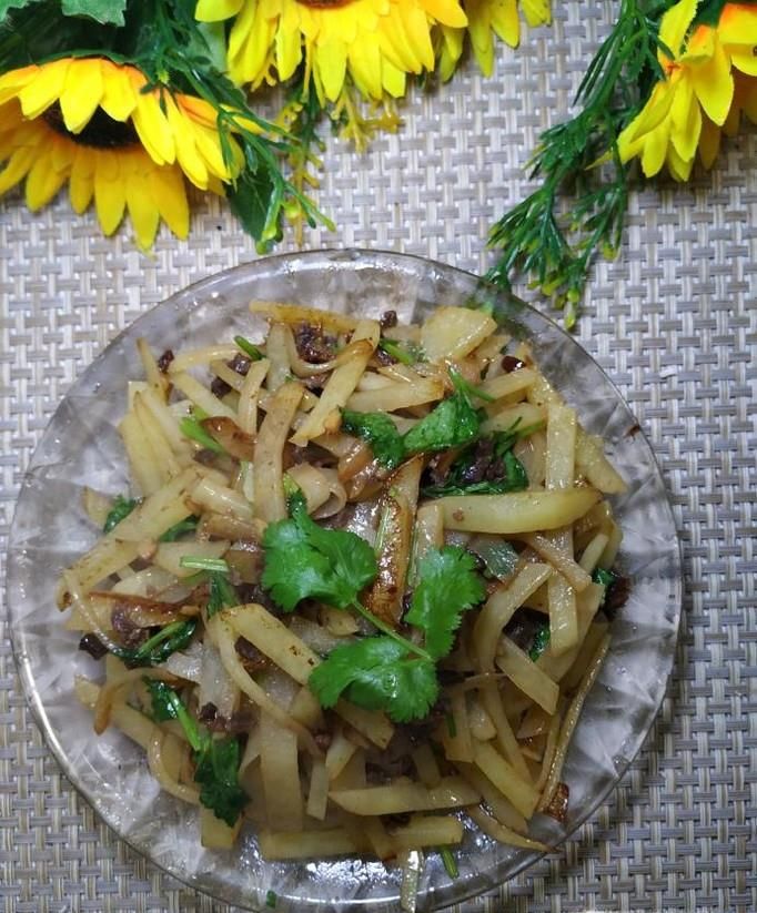 怎样做美味的土豆炒牛肉末?