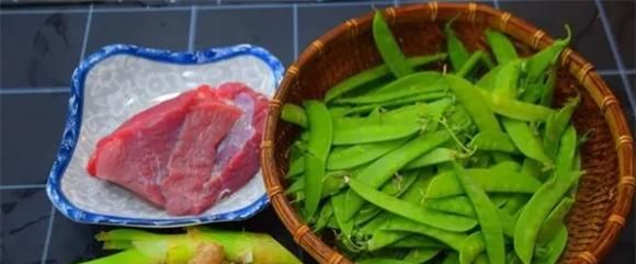 豌豆炒肉片怎样做好吃？试试广东这个特色做法
