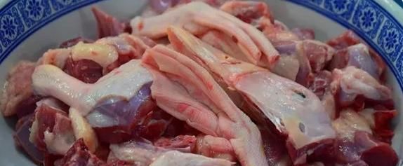 啤酒鸭香辣入味做法