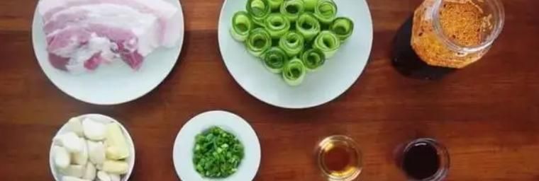 蒜泥白肉做法，肥而不腻，好吃极了