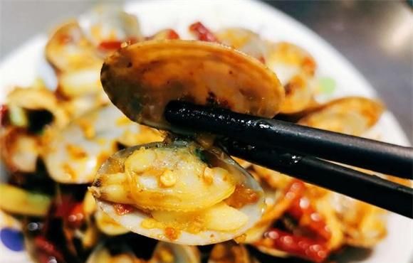 辣炒花蛤最好吃的做法  简单美味又下饭  看看你喜欢吃不