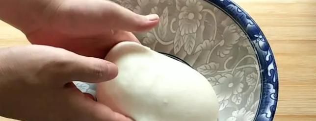 自从知道面粉和猪肉这种做法，我家一周吃三次，不用蒸不塌陷，香