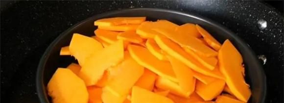 饺子皮不用包饺子了，教你新做法，外酥里糯，去饭店都吃不到