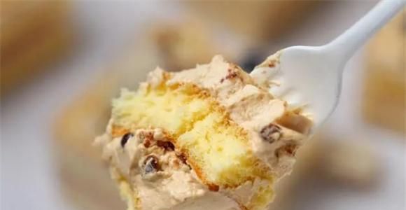 私房爆卖的焦糖奶油盒子蛋糕，香甜细腻颜值高，其实做法很简单！