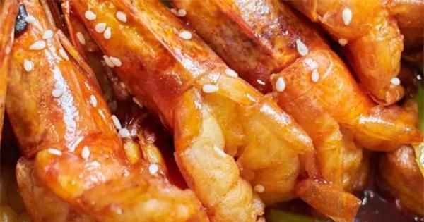 惊艳味蕾的干煸虾 一道令人垂涎欲滴的美味佳肴