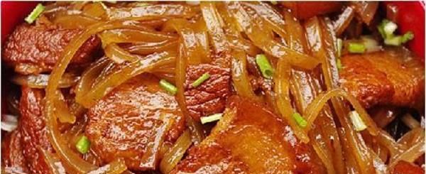 味蕾大爆发 教你一招猪肉炖粉条的家常做法 绝对让你回味无穷