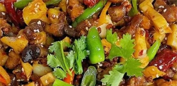 5道“干锅”做法，口感独特做法简单，再也不花冤枉钱出去吃了！