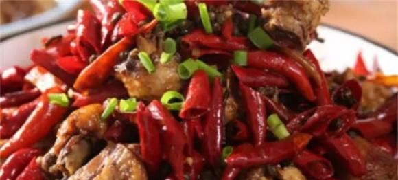 5道以“麻辣”为主的家常菜，做法简单，招待朋友也非常有面子！