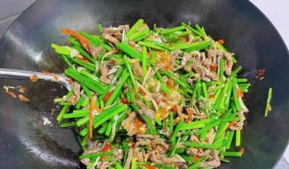 我家三天两头要做上几盘5道的家常菜，鲜香美味，开胃解馋又下饭