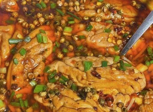 爱吃猪脑的不妨看看，小姨子分享了5种猪脑的家常做法，鲜香嫩滑