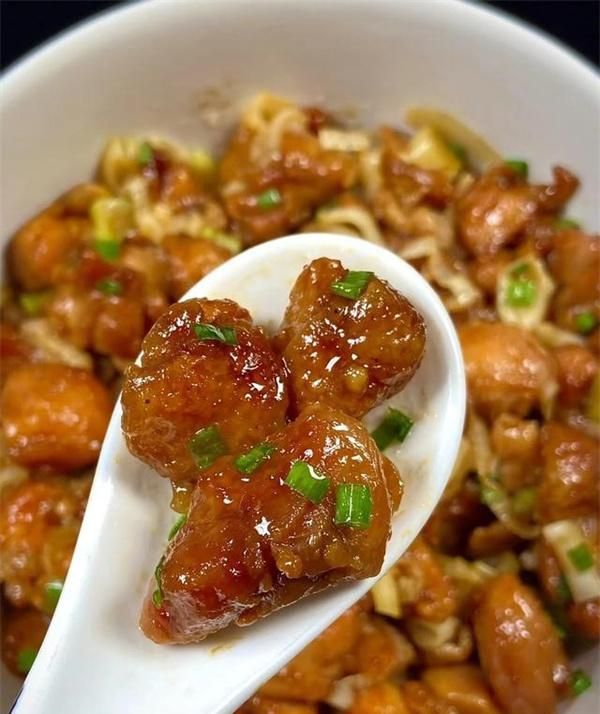 农家葱烧鸡的家庭版做法 照着食谱做 待客不愁