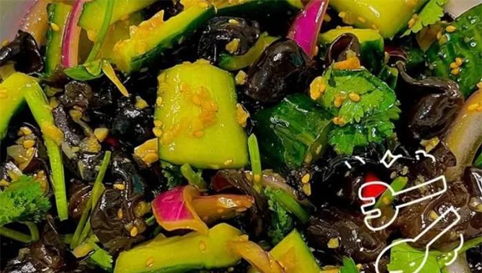 5种洋葱木耳的家常凉拌做法爽口清脆简单又营养 超过瘾