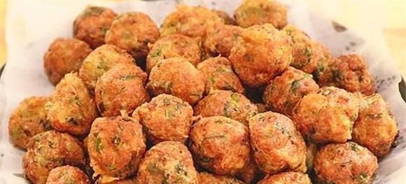 炸丸子切记不要放淀粉和面粉 新做法 外酥里嫩不吸油