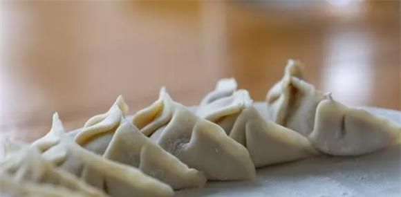 煮饺子的正确煮法，5步教你做出美味饺子，在家实现饺子自由
