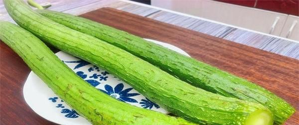 夏天吃这瓜 活到九十八 分享丝瓜的鲜香做法 一出锅就被抢光了